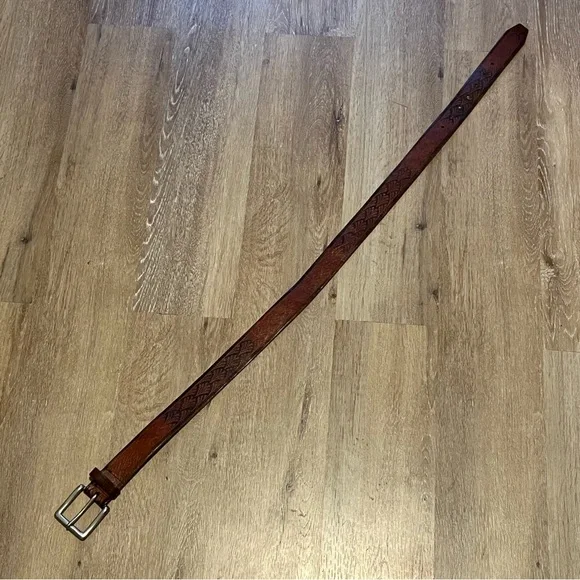 GAP Embossed Brown Leather Belt - 34 - Picture 6 of 6